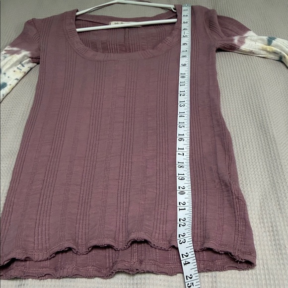 We The Free sz S Big Sur Ribbed Long sleeve top contrast tie dye raw hem - Picture 7 of 10
